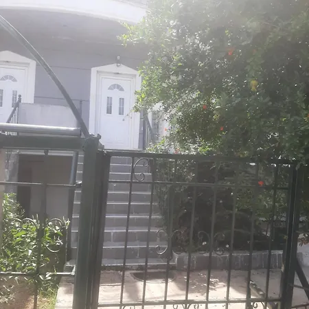 아파트 ιανός 카르디차